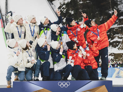 Slowenien gewinnt Mixed Team Gold II