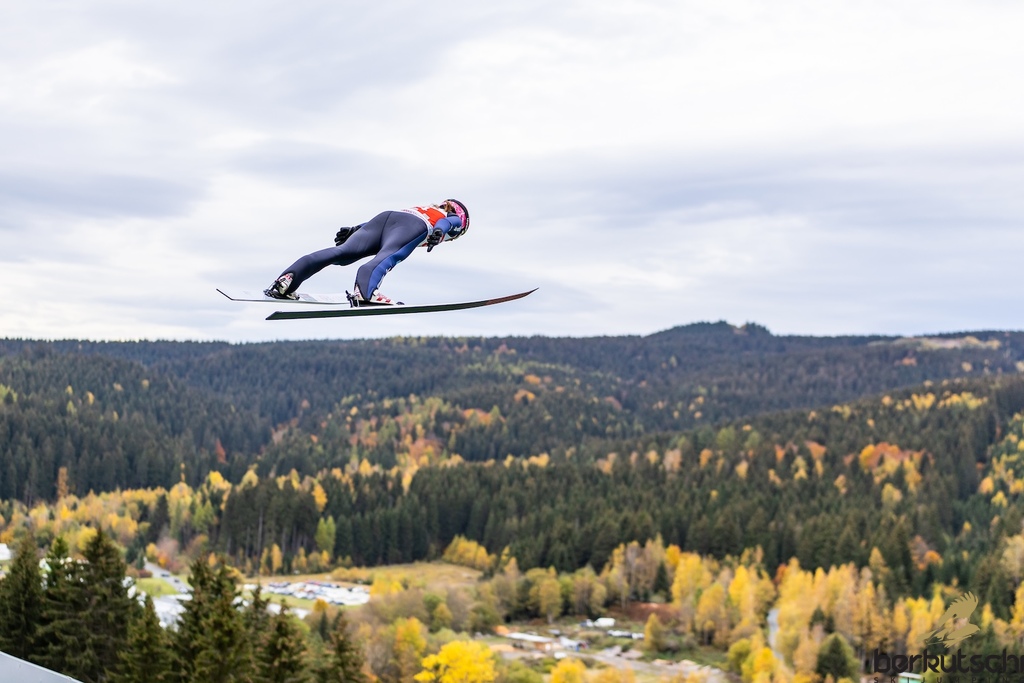 23.10.2026, Vogtland Arena, Klingenthal, GER, FIS Weltcup Ski Sprung, Sommer Grand Prix, Klingenthal, Damen, Einzelbewerb, Qualifikation, im Bild Juliane Seyfarth (GER) // Juliane Seyfarth (GER) during the qualification for the women individual competition of Ski Jumping Summer Grand Prix of the FIS Ski Jumping World Cup in Klingenthal, Germany on 2026/10/23. EXPA Pictures © 2026, PhotoCredit: EXPA/ Tadeusz Mieczynski