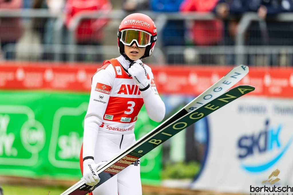 23.10.2026, Vogtland Arena, Klingenthal, GER, FIS Weltcup Ski Sprung, Sommer Grand Prix, Klingenthal, Damen, Einzelbewerb, Qualifikation, im Bild Lisa Fettner (AUT) // Lisa Fettner (AUT) during the qualification for the women individual competition of Ski Jumping Summer Grand Prix of the FIS Ski Jumping World Cup in Klingenthal, Germany on 2026/10/23. EXPA Pictures © 2026, PhotoCredit: EXPA/ Tadeusz Mieczynski