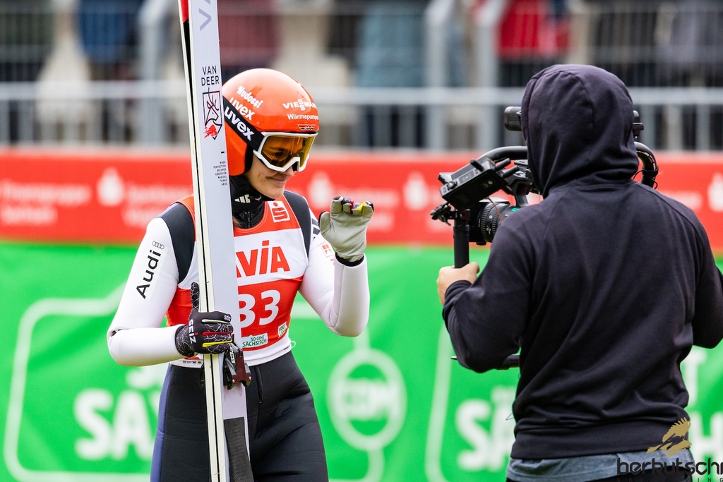 23.10.2026, Vogtland Arena, Klingenthal, GER, FIS Weltcup Ski Sprung, Sommer Grand Prix, Klingenthal, Damen, Einzelbewerb, Qualifikation, im Bild Selina Freitag (GER) // Selina Freitag (GER) during the qualification for the women individual competition of Ski Jumping Summer Grand Prix of the FIS Ski Jumping World Cup in Klingenthal, Germany on 2026/10/23. EXPA Pictures © 2026, PhotoCredit: EXPA/ Tadeusz Mieczynski