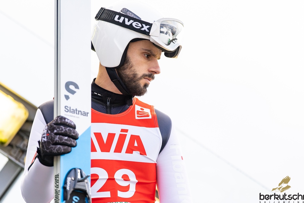 23.10.2026, Vogtland Arena, Klingenthal, GER, FIS Weltcup Ski Sprung, Sommer Grand Prix, Klingenthal, Herren, Einzelbewerb, Qualifikation, im Bild Vladimir Zografski (BUL) // Vladimir Zografski (BUL) during the qualification for the men individual competition of Ski Jumping Summer Grand Prix of the FIS Ski Jumping World Cup in Klingenthal, Germany on 2026/10/23. EXPA Pictures © 2026, PhotoCredit: EXPA/ Tadeusz Mieczynski