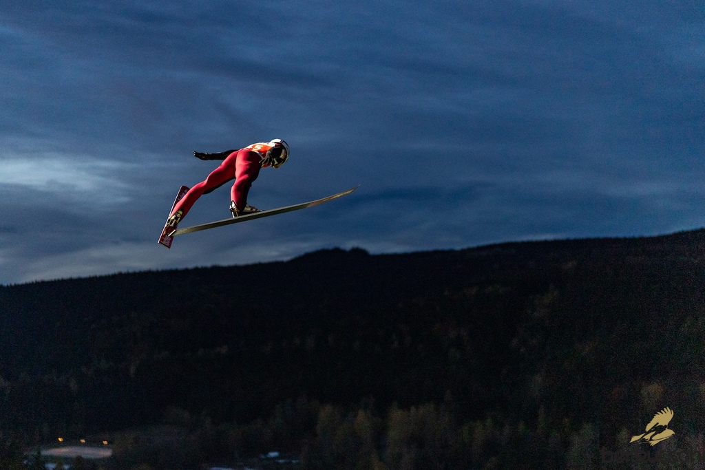 23.10.2026, Vogtland Arena, Klingenthal, GER, FIS Weltcup Ski Sprung, Sommer Grand Prix, Klingenthal, Herren, Einzelbewerb, Qualifikation, im Bild Jonas Schuster (AUT) // Jonas Schuster (AUT) during the qualification for the men individual competition of Ski Jumping Summer Grand Prix of the FIS Ski Jumping World Cup in Klingenthal, Germany on 2026/10/23. EXPA Pictures © 2026, PhotoCredit: EXPA/ Tadeusz Mieczynski