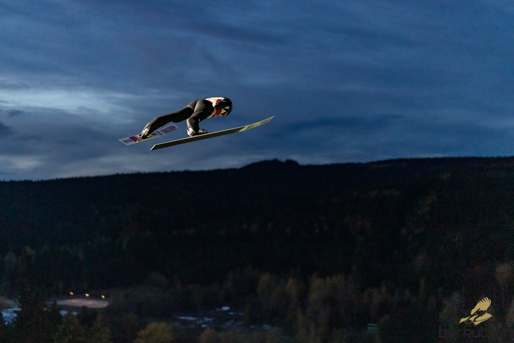23.10.2026, Vogtland Arena, Klingenthal, GER, FIS Weltcup Ski Sprung, Sommer Grand Prix, Klingenthal, Herren, Einzelbewerb, Qualifikation, im Bild Marius Lindvik (NOR) // Marius Lindvik (NOR) during the qualification for the men individual competition of Ski Jumping Summer Grand Prix of the FIS Ski Jumping World Cup in Klingenthal, Germany on 2026/10/23. EXPA Pictures © 2026, PhotoCredit: EXPA/ Tadeusz Mieczynski