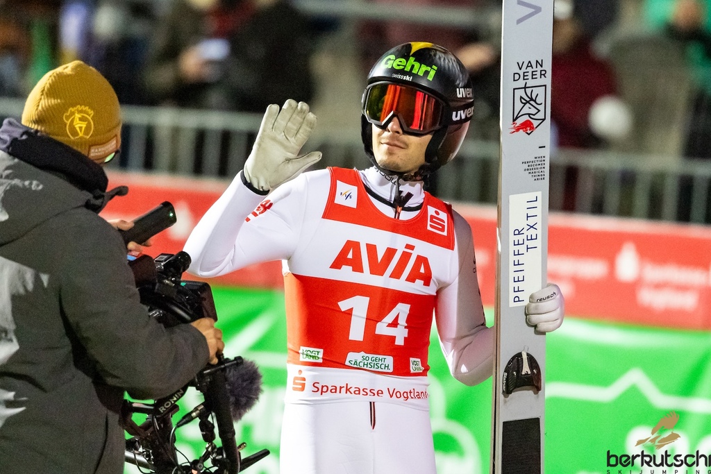 23.10.2026, Vogtland Arena, Klingenthal, GER, FIS Weltcup Ski Sprung, Sommer Grand Prix, Klingenthal, Herren, Einzelbewerb, Qualifikation, im Bild Sandro Hauswirth (SUI) // Sandro Hauswirth (SUI) during the qualification for the men individual competition of Ski Jumping Summer Grand Prix of the FIS Ski Jumping World Cup in Klingenthal, Germany on 2026/10/23. EXPA Pictures © 2026, PhotoCredit: EXPA/ Tadeusz Mieczynski