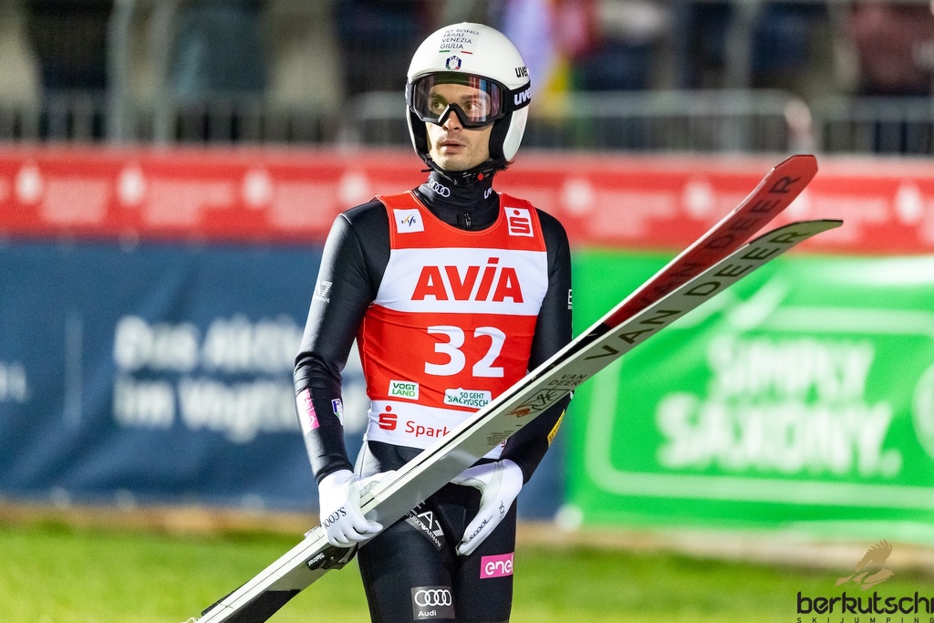 23.10.2026, Vogtland Arena, Klingenthal, GER, FIS Weltcup Ski Sprung, Sommer Grand Prix, Klingenthal, Herren, Einzelbewerb, Qualifikation, im Bild Francesco Cecon (ITA) // Francesco Cecon (ITA) during the qualification for the men individual competition of Ski Jumping Summer Grand Prix of the FIS Ski Jumping World Cup in Klingenthal, Germany on 2026/10/23. EXPA Pictures © 2026, PhotoCredit: EXPA/ Tadeusz Mieczynski