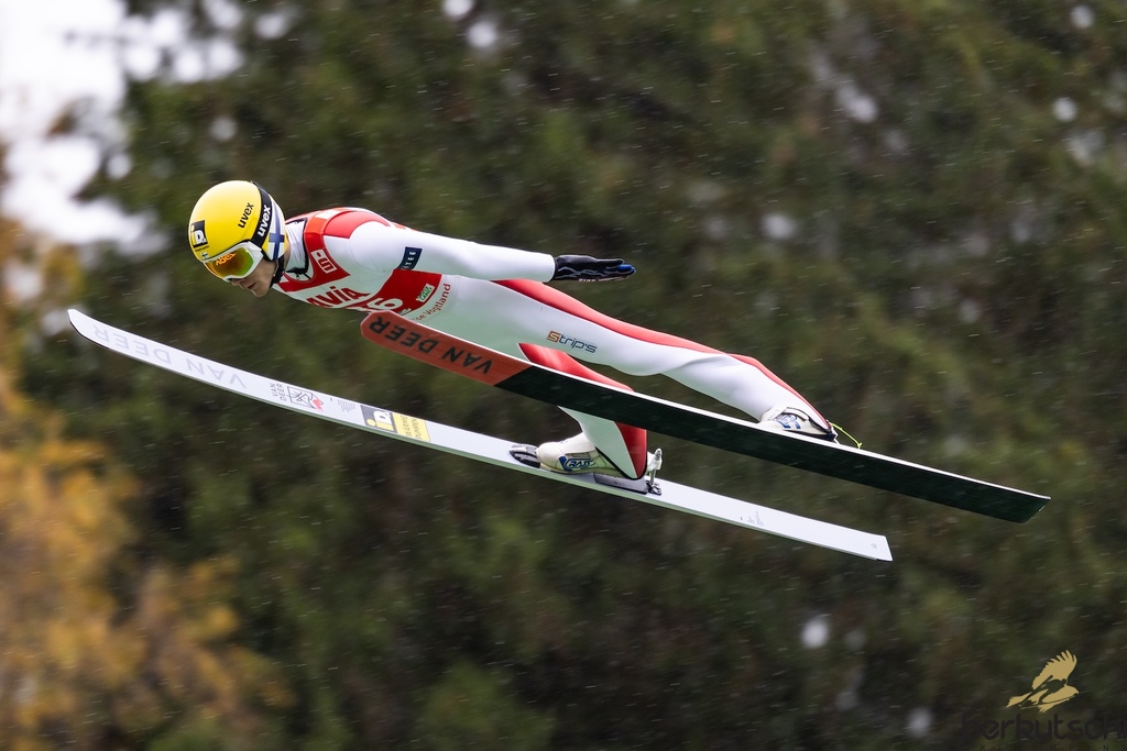 24.10.2026, Vogtland Arena, Klingenthal, GER, FIS Weltcup Ski Sprung, Sommer Grand Prix, Klingenthal, Herren, Einzelbewerb, im Bild Antti Aalto (FIN) // Antti Aalto (FIN) during the men individual competition of Ski Jumping Summer Grand Prix of the FIS Ski Jumping World Cup in Klingenthal, Germany on 2026/10/24. EXPA Pictures © 2026, PhotoCredit: EXPA/ Tadeusz Mieczynski