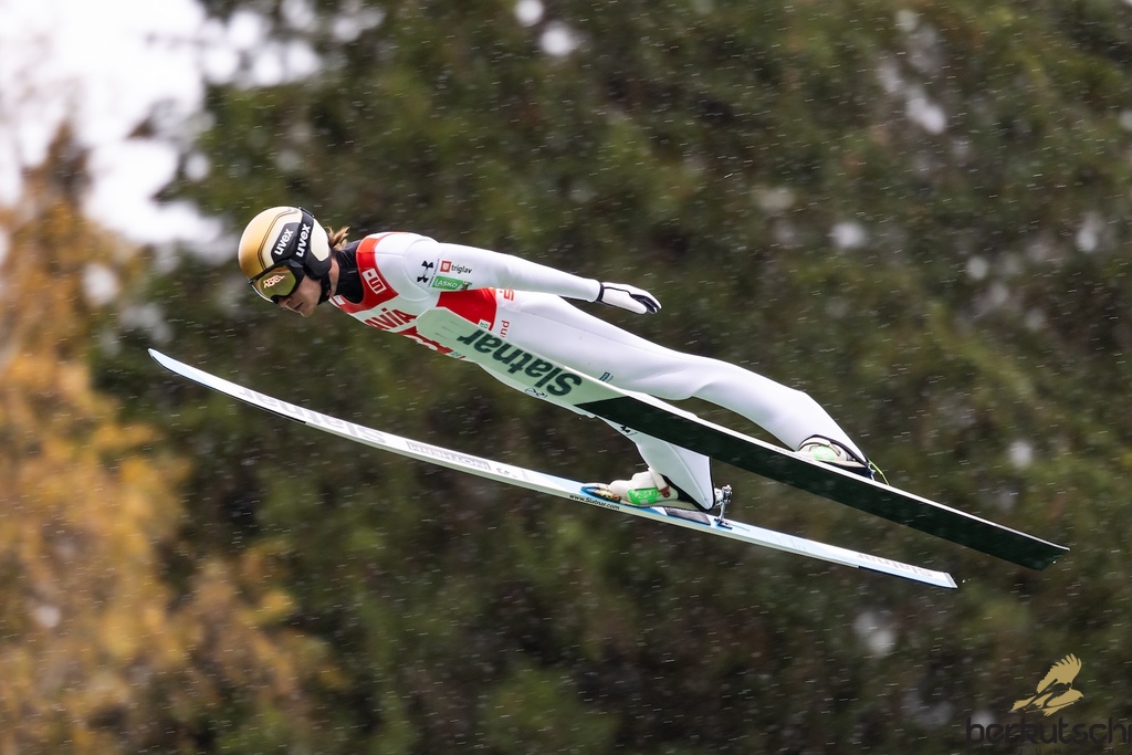 24.10.2026, Vogtland Arena, Klingenthal, GER, FIS Weltcup Ski Sprung, Sommer Grand Prix, Klingenthal, Herren, Einzelbewerb, im Bild Anze Lanisek (SLO) // Anze Lanisek (SLO) during the men individual competition of Ski Jumping Summer Grand Prix of the FIS Ski Jumping World Cup in Klingenthal, Germany on 2026/10/24. EXPA Pictures © 2026, PhotoCredit: EXPA/ Tadeusz Mieczynski