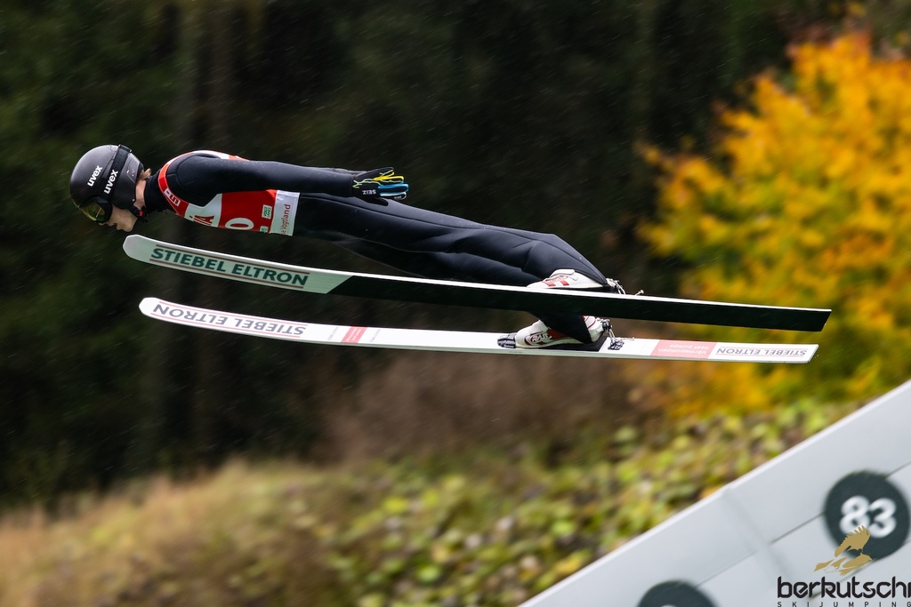 24.10.2026, Vogtland Arena, Klingenthal, GER, FIS Weltcup Ski Sprung, Sommer Grand Prix, Klingenthal, Herren, Einzelbewerb, im Bild Ilya Mizernykh (KAZ) // Ilya Mizernykh (KAZ) during the men individual competition of Ski Jumping Summer Grand Prix of the FIS Ski Jumping World Cup in Klingenthal, Germany on 2026/10/24. EXPA Pictures © 2026, PhotoCredit: EXPA/ Tadeusz Mieczynski