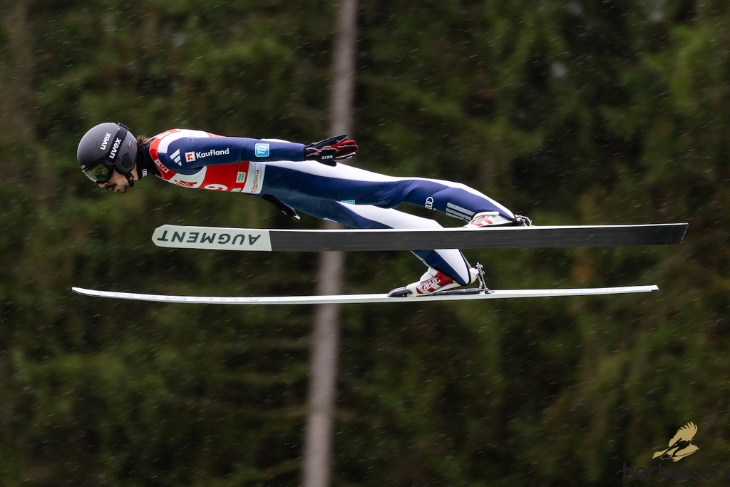24.10.2026, Vogtland Arena, Klingenthal, GER, FIS Weltcup Ski Sprung, Sommer Grand Prix, Klingenthal, Herren, Einzelbewerb, im Bild Constantin Schmid (GER) // Constantin Schmid (GER) during the men individual competition of Ski Jumping Summer Grand Prix of the FIS Ski Jumping World Cup in Klingenthal, Germany on 2026/10/24. EXPA Pictures © 2026, PhotoCredit: EXPA/ Tadeusz Mieczynski