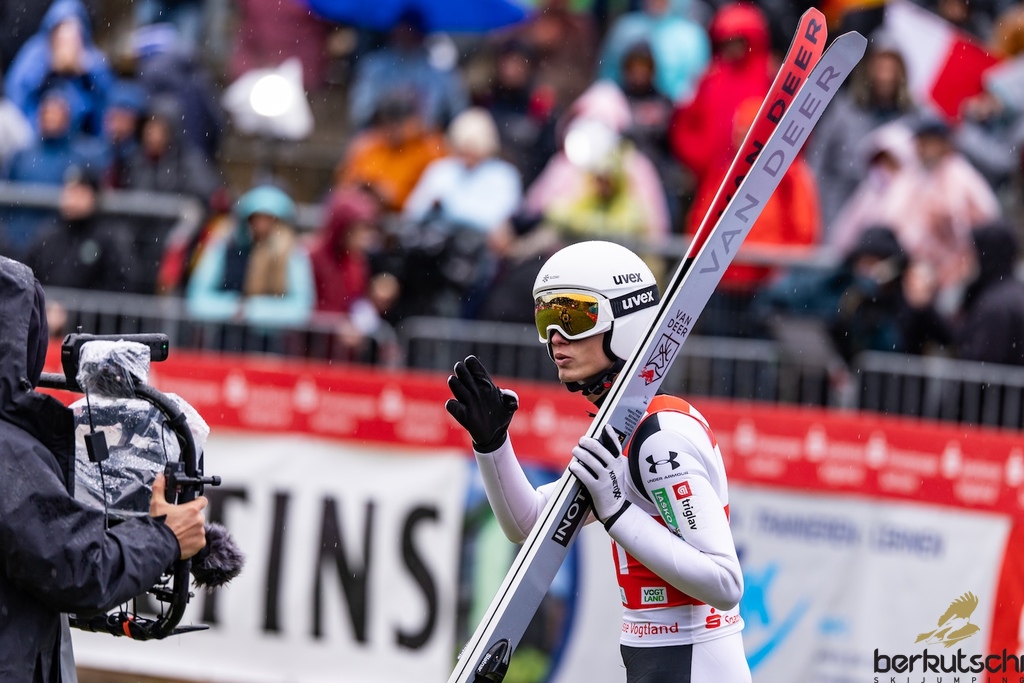 24.10.2026, Vogtland Arena, Klingenthal, GER, FIS Weltcup Ski Sprung, Sommer Grand Prix, Klingenthal, Herren, Einzelbewerb, im Bild Rok Oblak (SLO) // Rok Oblak (SLO) during the men individual competition of Ski Jumping Summer Grand Prix of the FIS Ski Jumping World Cup in Klingenthal, Germany on 2026/10/24. EXPA Pictures © 2026, PhotoCredit: EXPA/ Tadeusz Mieczynski