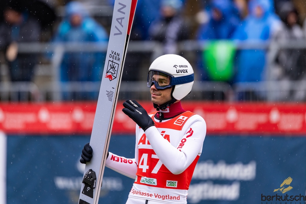 24.10.2026, Vogtland Arena, Klingenthal, GER, FIS Weltcup Ski Sprung, Sommer Grand Prix, Klingenthal, Herren, Einzelbewerb, im Bild Jakub Wolny (POL) // Jakub Wolny (POL) during the men individual competition of Ski Jumping Summer Grand Prix of the FIS Ski Jumping World Cup in Klingenthal, Germany on 2026/10/24. EXPA Pictures © 2026, PhotoCredit: EXPA/ Tadeusz Mieczynski