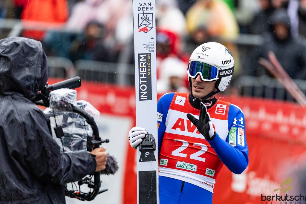 24.10.2026, Vogtland Arena, Klingenthal, GER, FIS Weltcup Ski Sprung, Sommer Grand Prix, Klingenthal, Herren, Einzelbewerb, im Bild Timi Zajc (SLO) // Timi Zajc (SLO) during the men individual competition of Ski Jumping Summer Grand Prix of the FIS Ski Jumping World Cup in Klingenthal, Germany on 2026/10/24. EXPA Pictures © 2026, PhotoCredit: EXPA/ Tadeusz Mieczynski