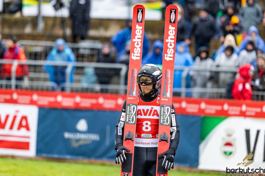 24.10.2026, Vogtland Arena, Klingenthal, GER, FIS Weltcup Ski Sprung, Sommer Grand Prix, Klingenthal, Herren, Einzelbewerb, im Bild Ren Nikaido (JPN) // Ren Nikaido (JPN) during the men individual competition of Ski Jumping Summer Grand Prix of the FIS Ski Jumping World Cup in Klingenthal, Germany on 2026/10/24. EXPA Pictures © 2026, PhotoCredit: EXPA/ Tadeusz Mieczynski