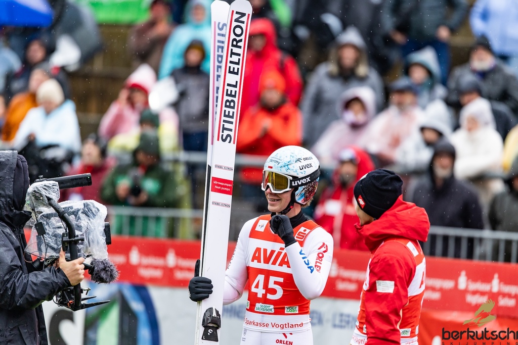 24.10.2026, Vogtland Arena, Klingenthal, GER, FIS Weltcup Ski Sprung, Sommer Grand Prix, Klingenthal, Herren, Einzelbewerb, im Bild Klemens Joniak (POL) // Klemens Joniak (POL) during the men individual competition of Ski Jumping Summer Grand Prix of the FIS Ski Jumping World Cup in Klingenthal, Germany on 2026/10/24. EXPA Pictures © 2026, PhotoCredit: EXPA/ Tadeusz Mieczynski