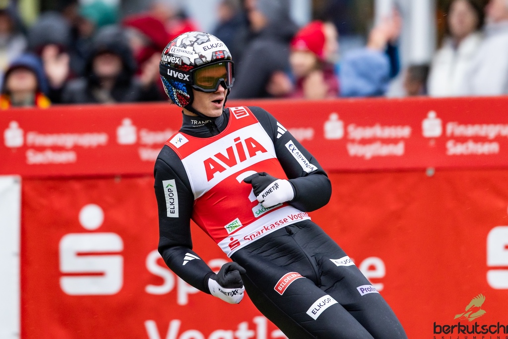 24.10.2026, Vogtland Arena, Klingenthal, GER, FIS Weltcup Ski Sprung, Sommer Grand Prix, Klingenthal, Herren, Einzelbewerb, im Bild Marius Lindvik (NOR) // Marius Lindvik (NOR) during the men individual competition of Ski Jumping Summer Grand Prix of the FIS Ski Jumping World Cup in Klingenthal, Germany on 2026/10/24. EXPA Pictures © 2026, PhotoCredit: EXPA/ Tadeusz Mieczynski