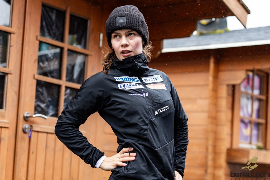 24.10.2026, Vogtland Arena, Klingenthal, GER, FIS Weltcup Ski Sprung, Sommer Grand Prix, Klingenthal, Damen, Einzelbewerb, im Bild Anna Odine Stroem (NOR) // Anna Odine Stroem (NOR) during the women individual competition of Ski Jumping Summer Grand Prix of the FIS Ski Jumping World Cup in Klingenthal, Germany on 2026/10/24. EXPA Pictures © 2026, PhotoCredit: EXPA/ Tadeusz Mieczynski
