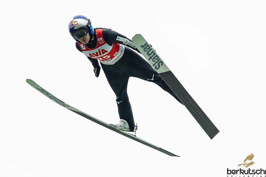 24.10.2026, Vogtland Arena, Klingenthal, GER, FIS Weltcup Ski Sprung, Sommer Grand Prix, Klingenthal, Damen, Einzelbewerb, im Bild Sara Takanashi (JPN) // Sara Takanashi (JPN) during the women individual competition of Ski Jumping Summer Grand Prix of the FIS Ski Jumping World Cup in Klingenthal, Germany on 2026/10/24. EXPA Pictures © 2026, PhotoCredit: EXPA/ Tadeusz Mieczynski