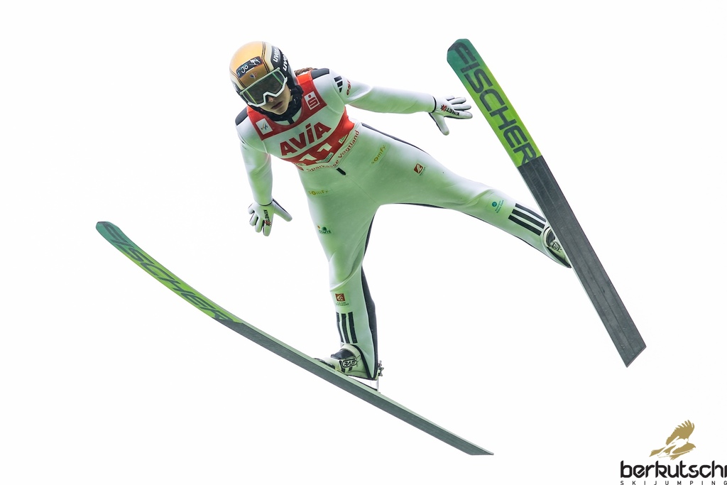 24.10.2026, Vogtland Arena, Klingenthal, GER, FIS Weltcup Ski Sprung, Sommer Grand Prix, Klingenthal, Damen, Einzelbewerb, im Bild Josephine Pagnier (FRA) // Josephine Pagnier (FRA) during the women individual competition of Ski Jumping Summer Grand Prix of the FIS Ski Jumping World Cup in Klingenthal, Germany on 2026/10/24. EXPA Pictures © 2026, PhotoCredit: EXPA/ Tadeusz Mieczynski
