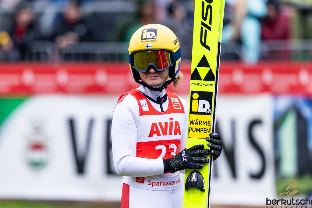 24.10.2026, Vogtland Arena, Klingenthal, GER, FIS Weltcup Ski Sprung, Sommer Grand Prix, Klingenthal, Damen, Einzelbewerb, im Bild Jenny Rautionaho (FIN) // Jenny Rautionaho (FIN) during the women individual competition of Ski Jumping Summer Grand Prix of the FIS Ski Jumping World Cup in Klingenthal, Germany on 2026/10/24. EXPA Pictures © 2026, PhotoCredit: EXPA/ Tadeusz Mieczynski