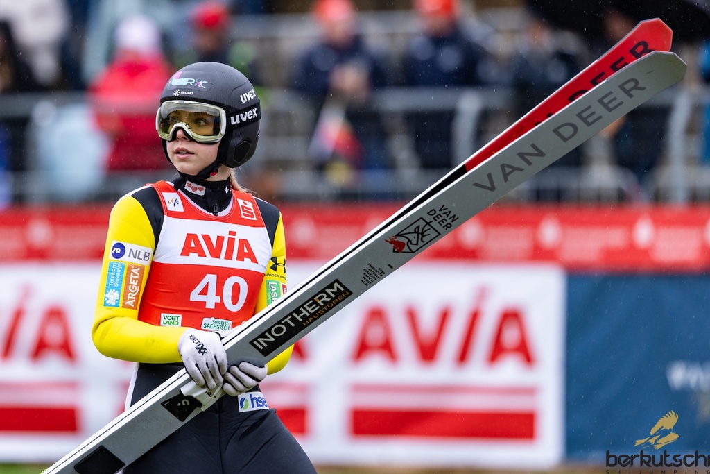 24.10.2026, Vogtland Arena, Klingenthal, GER, FIS Weltcup Ski Sprung, Sommer Grand Prix, Klingenthal, Damen, Einzelbewerb, im Bild Taja Bodlaj (SLO) // Taja Bodlaj (SLO) during the women individual competition of Ski Jumping Summer Grand Prix of the FIS Ski Jumping World Cup in Klingenthal, Germany on 2026/10/24. EXPA Pictures © 2026, PhotoCredit: EXPA/ Tadeusz Mieczynski