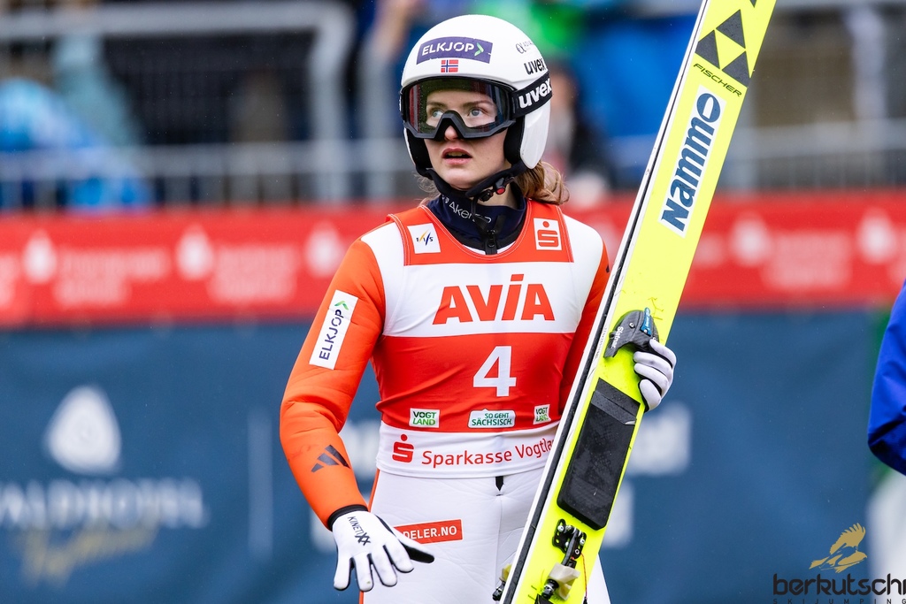 24.10.2026, Vogtland Arena, Klingenthal, GER, FIS Weltcup Ski Sprung, Sommer Grand Prix, Klingenthal, Damen, Einzelbewerb, im Bild Gyda Westvold Hansen (NOR) // Gyda Westvold Hansen (NOR) during the women individual competition of Ski Jumping Summer Grand Prix of the FIS Ski Jumping World Cup in Klingenthal, Germany on 2026/10/24. EXPA Pictures © 2026, PhotoCredit: EXPA/ Tadeusz Mieczynski