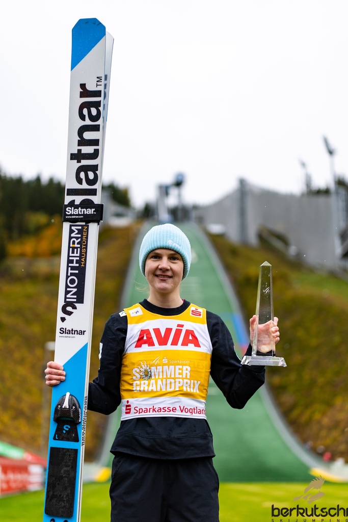 24.10.2026, Vogtland Arena, Klingenthal, GER, FIS Weltcup Ski Sprung, Sommer Grand Prix, Klingenthal, Damen, Einzelbewerb, im Bild Ema Klinec // Ema Klinec during the women individual competition of Ski Jumping Summer Grand Prix of the FIS Ski Jumping World Cup in Klingenthal, Germany on 2026/10/24. EXPA Pictures © 2026, PhotoCredit: EXPA/ Tadeusz Mieczynski