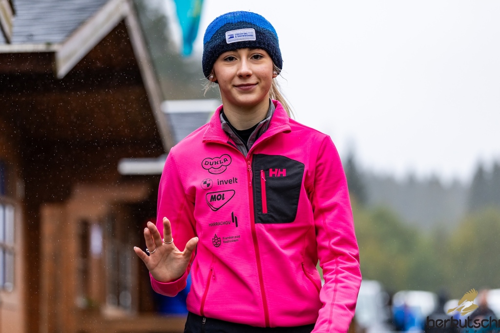 25.10.2026, Vogtland Arena, Klingenthal, GER, FIS Weltcup Ski Sprung, Sommer Grand Prix, Klingenthal, Herren, Teambewerb, im Bild Natalie Nejedlova (CZE) // Natalie Nejedlova (CZE) during the team competition of Ski Jumping Summer Grand Prix of the FIS Ski Jumping World Cup in Klingenthal, Germany on 2026/10/25. EXPA Pictures © 2026, PhotoCredit: EXPA/ Tadeusz Mieczynski