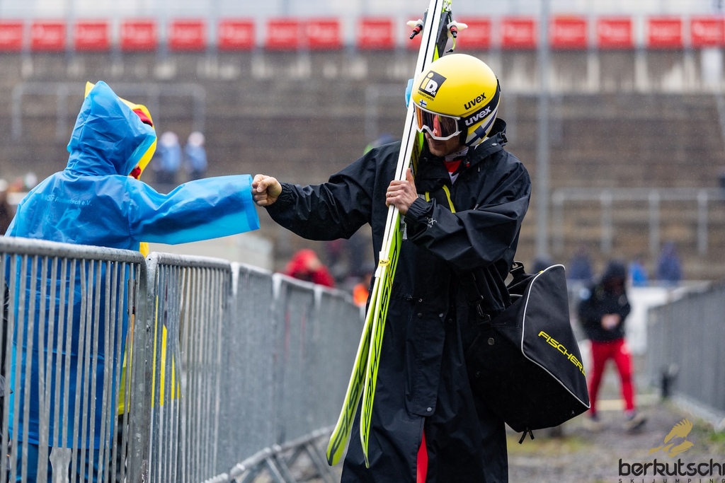 25.10.2026, Vogtland Arena, Klingenthal, GER, FIS Weltcup Ski Sprung, Sommer Grand Prix, Klingenthal, Herren, Teambewerb, im Bild Jarkko Maatta (FIN) // Jarkko Maatta (FIN) during the team competition of Ski Jumping Summer Grand Prix of the FIS Ski Jumping World Cup in Klingenthal, Germany on 2026/10/25. EXPA Pictures © 2026, PhotoCredit: EXPA/ Tadeusz Mieczynski