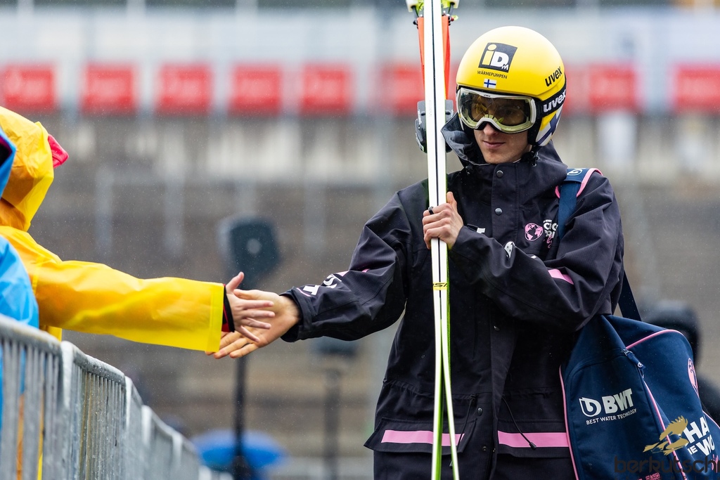 25.10.2026, Vogtland Arena, Klingenthal, GER, FIS Weltcup Ski Sprung, Sommer Grand Prix, Klingenthal, Herren, Teambewerb, im Bild Niko Kytosaho (FIN) // Niko Kytosaho (FIN) during the team competition of Ski Jumping Summer Grand Prix of the FIS Ski Jumping World Cup in Klingenthal, Germany on 2026/10/25. EXPA Pictures © 2026, PhotoCredit: EXPA/ Tadeusz Mieczynski