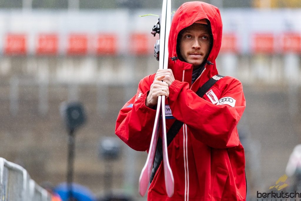 25.10.2026, Vogtland Arena, Klingenthal, GER, FIS Weltcup Ski Sprung, Sommer Grand Prix, Klingenthal, Herren, Teambewerb, im Bild Jan Hoerl (AUT) // Jan Hoerl (AUT) during the team competition of Ski Jumping Summer Grand Prix of the FIS Ski Jumping World Cup in Klingenthal, Germany on 2026/10/25. EXPA Pictures © 2026, PhotoCredit: EXPA/ Tadeusz Mieczynski