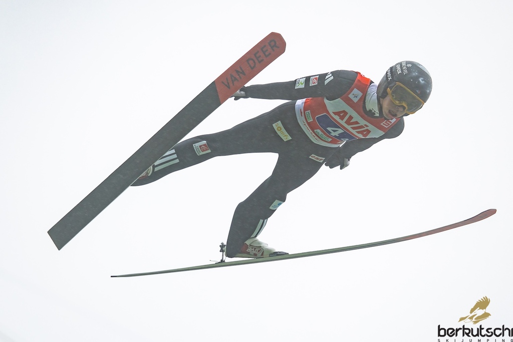 25.10.2026, Vogtland Arena, Klingenthal, GER, FIS Weltcup Ski Sprung, Sommer Grand Prix, Klingenthal, Herren, Teambewerb, im Bild Valentin Foubert (FRA) // Valentin Foubert (FRA) during the team competition of Ski Jumping Summer Grand Prix of the FIS Ski Jumping World Cup in Klingenthal, Germany on 2026/10/25. EXPA Pictures © 2026, PhotoCredit: EXPA/ Tadeusz Mieczynski