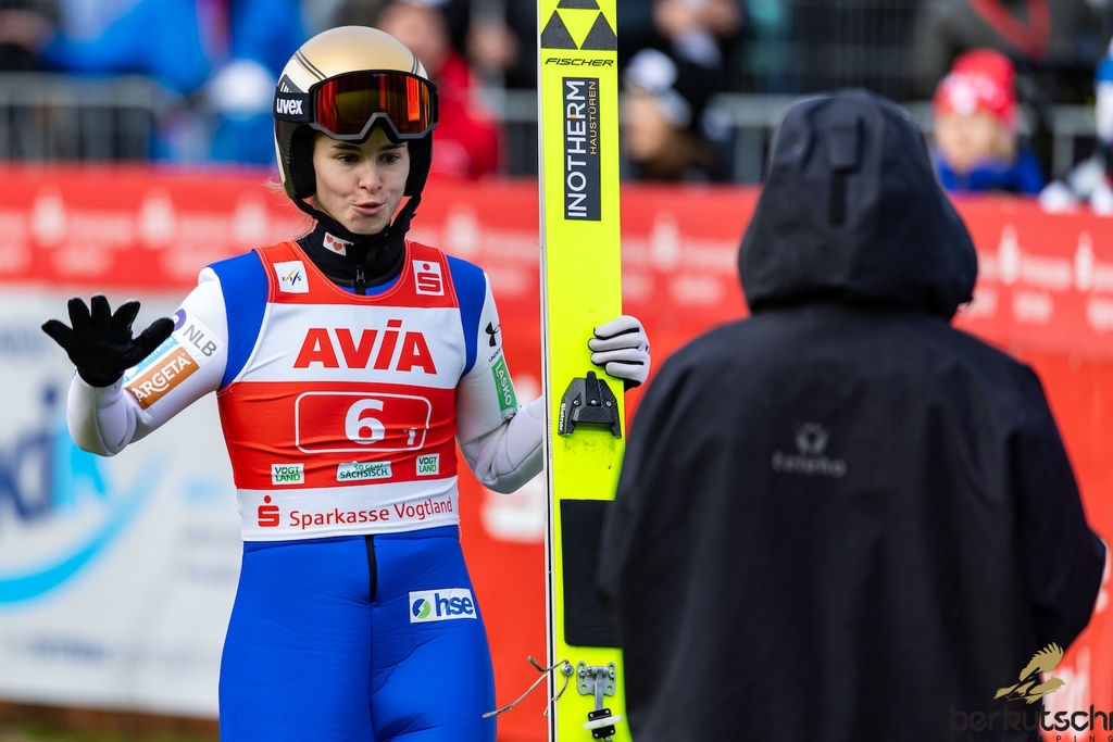 25.10.2026, Vogtland Arena, Klingenthal, GER, FIS Weltcup Ski Sprung, Sommer Grand Prix, Klingenthal, Herren, Teambewerb, im Bild Nika Vodan (SLO) // Nika Vodan (SLO) during the team competition of Ski Jumping Summer Grand Prix of the FIS Ski Jumping World Cup in Klingenthal, Germany on 2026/10/25. EXPA Pictures © 2026, PhotoCredit: EXPA/ Tadeusz Mieczynski