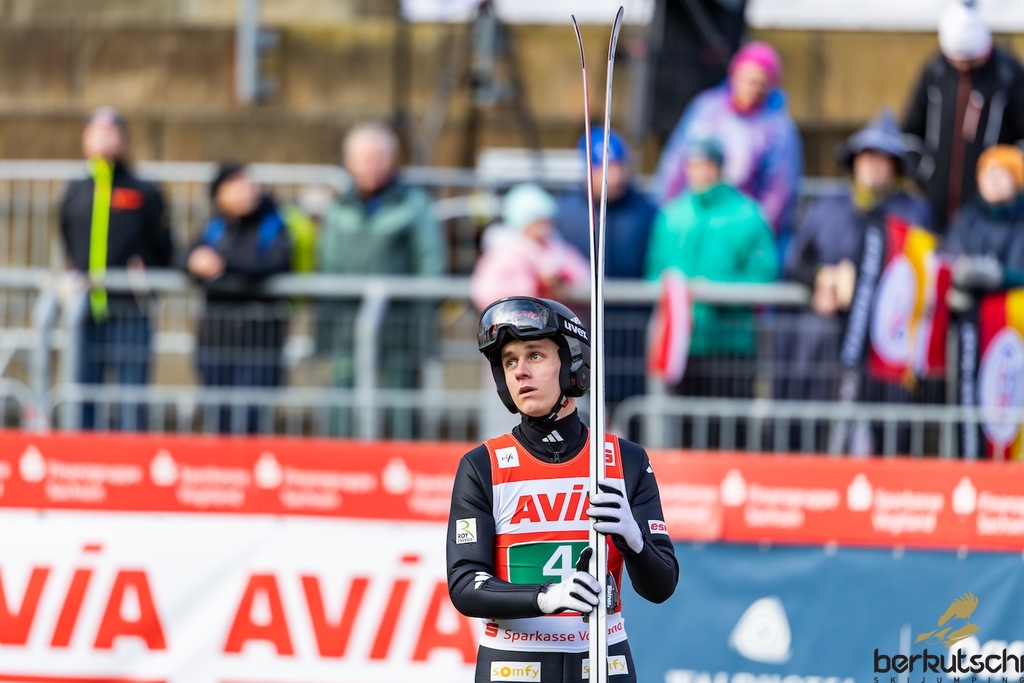 25.10.2026, Vogtland Arena, Klingenthal, GER, FIS Weltcup Ski Sprung, Sommer Grand Prix, Klingenthal, Herren, Teambewerb, im Bild Marie Thomas Couturaud (FRA) // Marie Thomas Couturaud (FRA) during the team competition of Ski Jumping Summer Grand Prix of the FIS Ski Jumping World Cup in Klingenthal, Germany on 2026/10/25. EXPA Pictures © 2026, PhotoCredit: EXPA/ Tadeusz Mieczynski