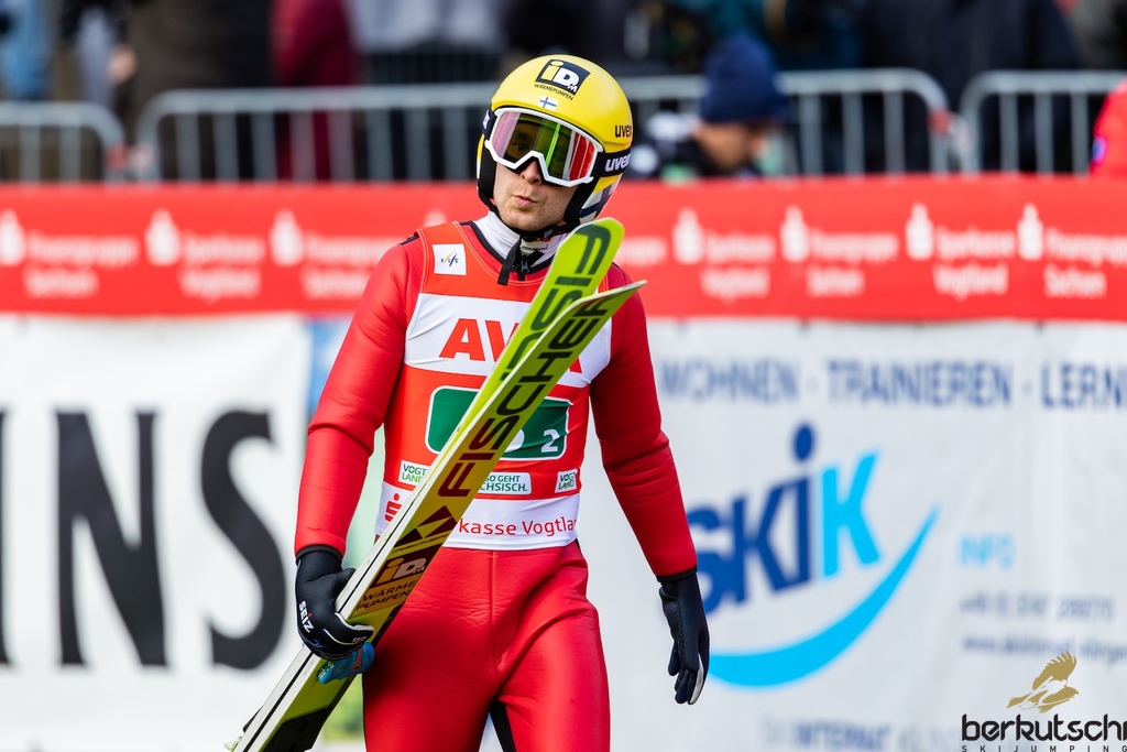 25.10.2026, Vogtland Arena, Klingenthal, GER, FIS Weltcup Ski Sprung, Sommer Grand Prix, Klingenthal, Herren, Teambewerb, im Bild Jarkko Maatta (FIN) // Jarkko Maatta (FIN) during the team competition of Ski Jumping Summer Grand Prix of the FIS Ski Jumping World Cup in Klingenthal, Germany on 2026/10/25. EXPA Pictures © 2026, PhotoCredit: EXPA/ Tadeusz Mieczynski