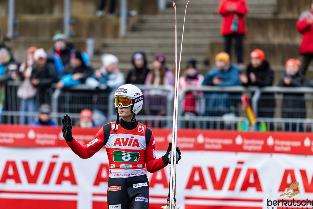 25.10.2026, Vogtland Arena, Klingenthal, GER, FIS Weltcup Ski Sprung, Sommer Grand Prix, Klingenthal, Herren, Teambewerb, im Bild Kristoffer Eriksen Sundal (NOR) // Kristoffer Eriksen Sundal (NOR) during the team competition of Ski Jumping Summer Grand Prix of the FIS Ski Jumping World Cup in Klingenthal, Germany on 2026/10/25. EXPA Pictures © 2026, PhotoCredit: EXPA/ Tadeusz Mieczynski