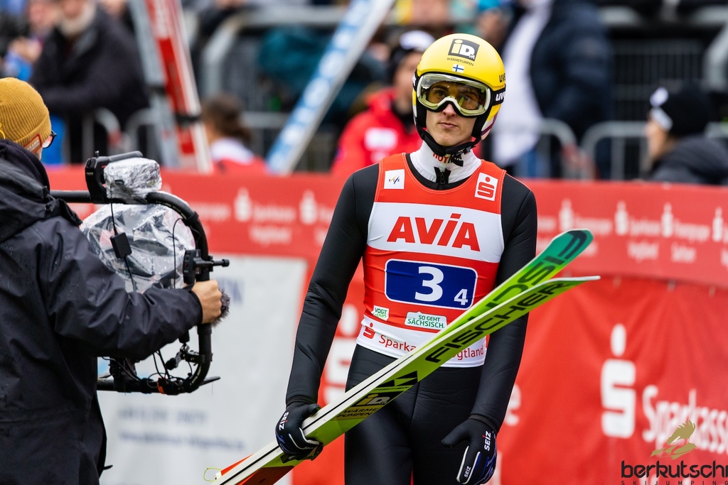 25.10.2026, Vogtland Arena, Klingenthal, GER, FIS Weltcup Ski Sprung, Sommer Grand Prix, Klingenthal, Herren, Teambewerb, im Bild Niko Kytosaho (FIN) // Niko Kytosaho (FIN) during the team competition of Ski Jumping Summer Grand Prix of the FIS Ski Jumping World Cup in Klingenthal, Germany on 2026/10/25. EXPA Pictures © 2026, PhotoCredit: EXPA/ Tadeusz Mieczynski