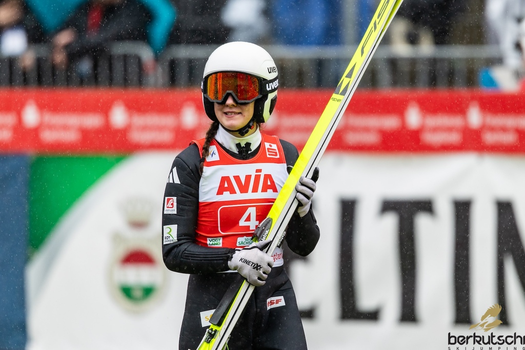 25.10.2026, Vogtland Arena, Klingenthal, GER, FIS Weltcup Ski Sprung, Sommer Grand Prix, Klingenthal, Herren, Teambewerb, im Bild Marie Thomas Couturaud (FRA) // Marie Thomas Couturaud (FRA) during the team competition of Ski Jumping Summer Grand Prix of the FIS Ski Jumping World Cup in Klingenthal, Germany on 2026/10/25. EXPA Pictures © 2026, PhotoCredit: EXPA/ Tadeusz Mieczynski