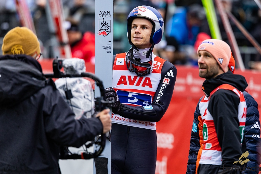 25.10.2026, Vogtland Arena, Klingenthal, GER, FIS Weltcup Ski Sprung, Sommer Grand Prix, Klingenthal, Herren, Teambewerb, im Bild Andreas Wellinger (GER) // Andreas Wellinger (GER) during the team competition of Ski Jumping Summer Grand Prix of the FIS Ski Jumping World Cup in Klingenthal, Germany on 2026/10/25. EXPA Pictures © 2026, PhotoCredit: EXPA/ Tadeusz Mieczynski