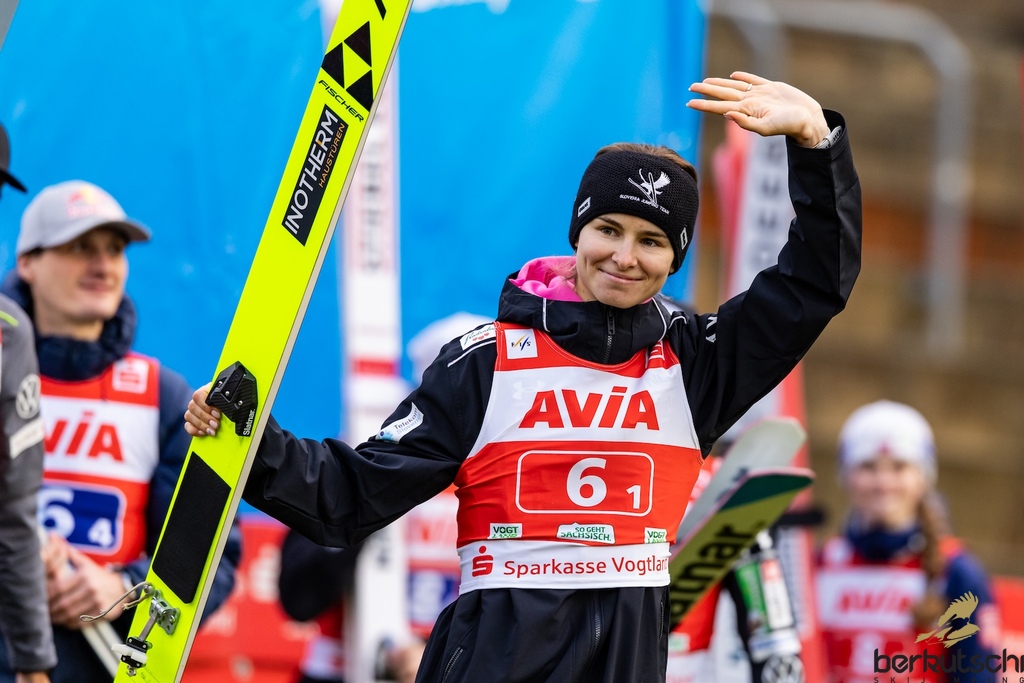 25.10.2026, Vogtland Arena, Klingenthal, GER, FIS Weltcup Ski Sprung, Sommer Grand Prix, Klingenthal, Herren, Teambewerb, im Bild Nika Vodan (SLO) // Nika Vodan (SLO) during the team competition of Ski Jumping Summer Grand Prix of the FIS Ski Jumping World Cup in Klingenthal, Germany on 2026/10/25. EXPA Pictures © 2026, PhotoCredit: EXPA/ Tadeusz Mieczynski