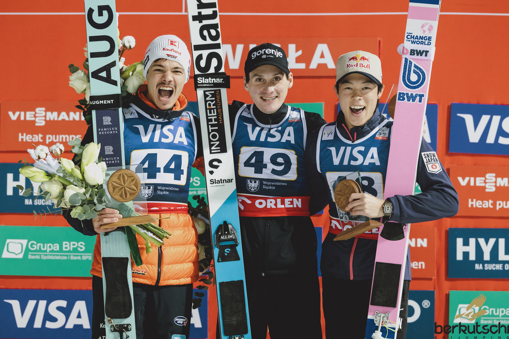 Domen Prevc gewinnt Wisla vor Raimund und Kobayashi - 