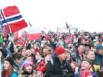 Schlierenzauer stürzt zweimal