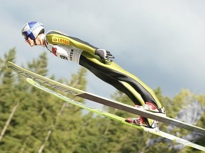 Malysz beendet Trainingslager wegen Knieproblemen