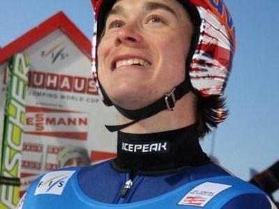 Historischer Doppelsieg in Vikersund