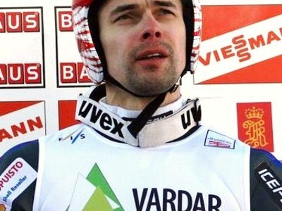 Schlierenzauer tym razem sam na najwyższym stopniu podium