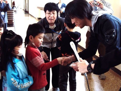 Noriaki Kasai besucht Krisenregion