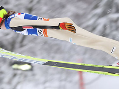 Tom Hilde springt wieder