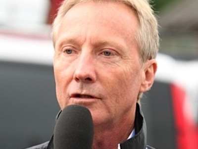 Warschau: Skispringen im Stadion?