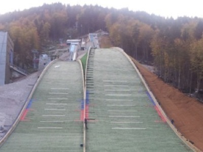 Tepes erster Sieger auf der neuen Schanze in Planica