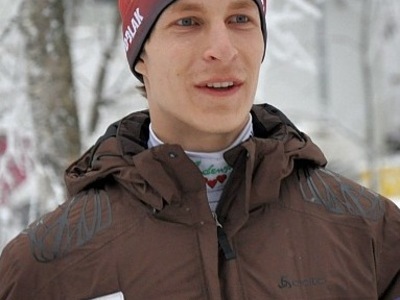Młody Karl Geiger wygrywa kwalifikacje