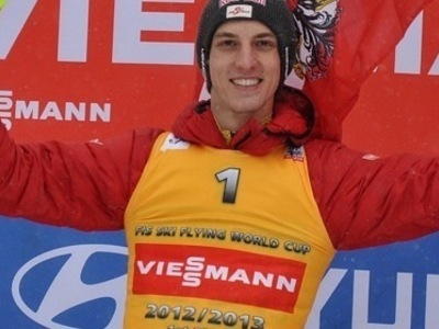 Signierte Startnummern zu gewinnen